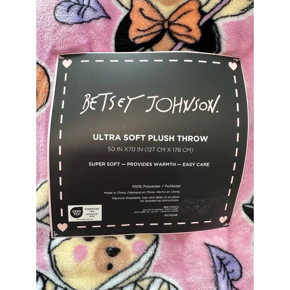Betsy Johnson Pink Halloween Bears Ultra Plush Throw Blanket  50 x 70 In￼
